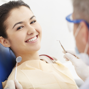 How to Choose a Cosmetic Dentist? | Edison & Kendall Park NJ