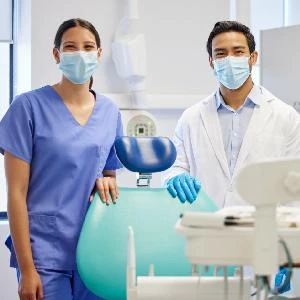 Solutions From a Cosmetic Dentist in Edison for All Ages